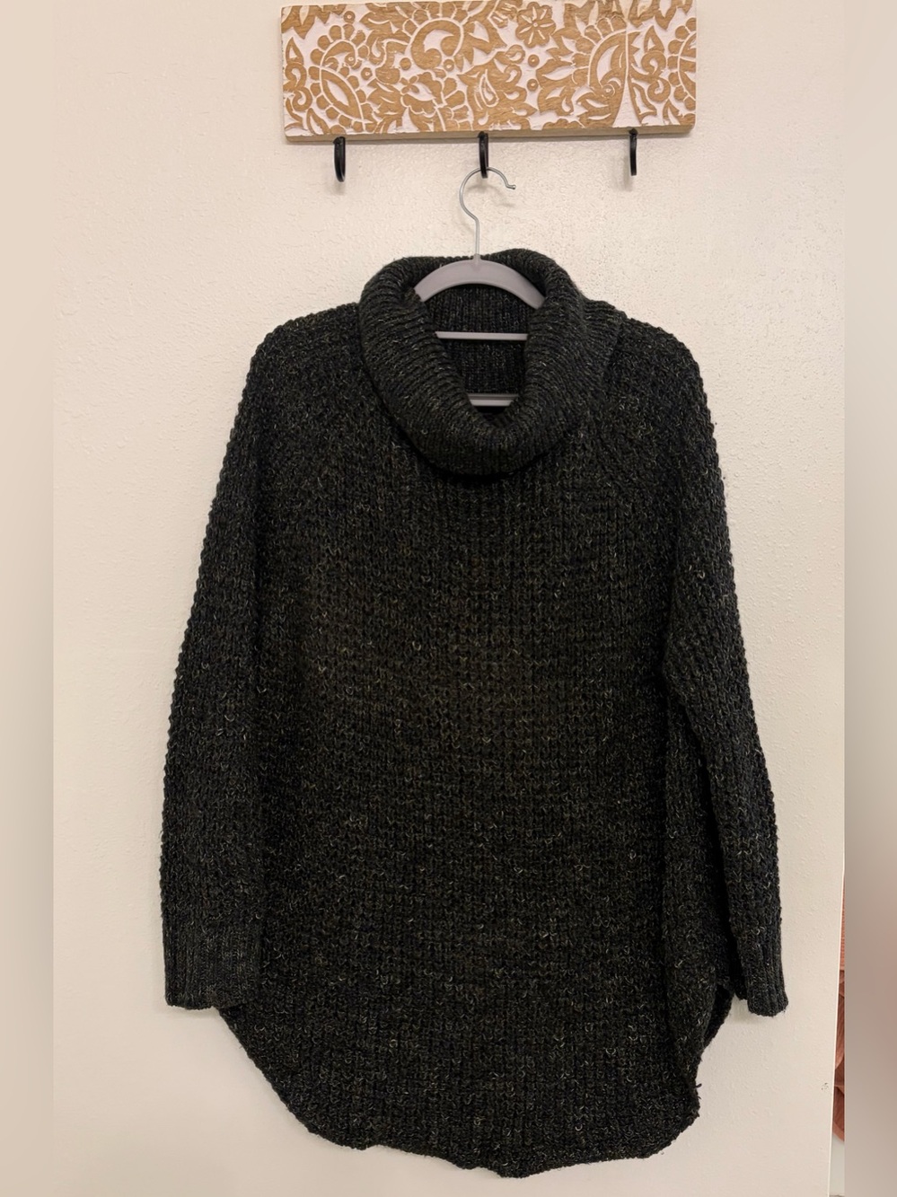 Free People Charcoal Dylan Tweedy Oversized Knit Turtleneck Sweater - Size M